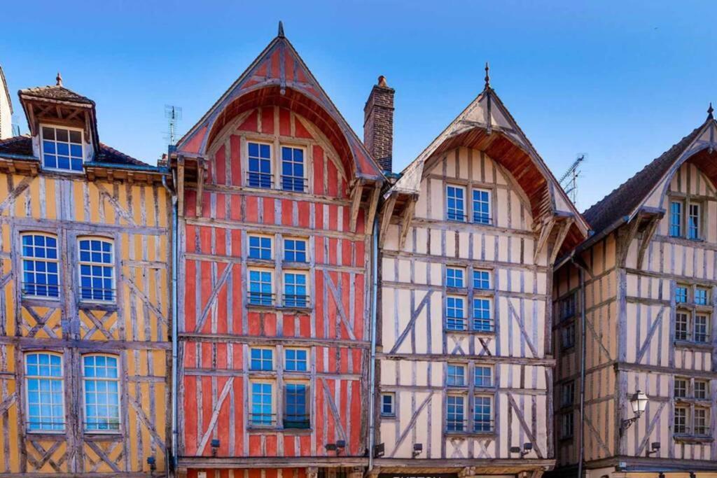 Colibri Studio Coeur De Ville Mon Groom Troyes Kültér fotó